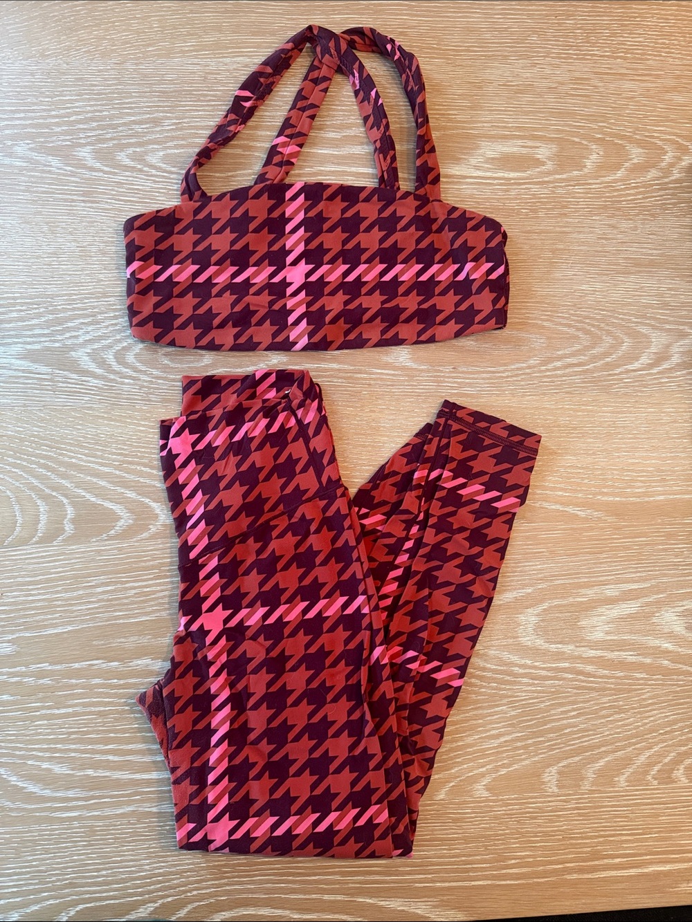 aerie Burgundy & Pink Houndstooth Leggings Set
